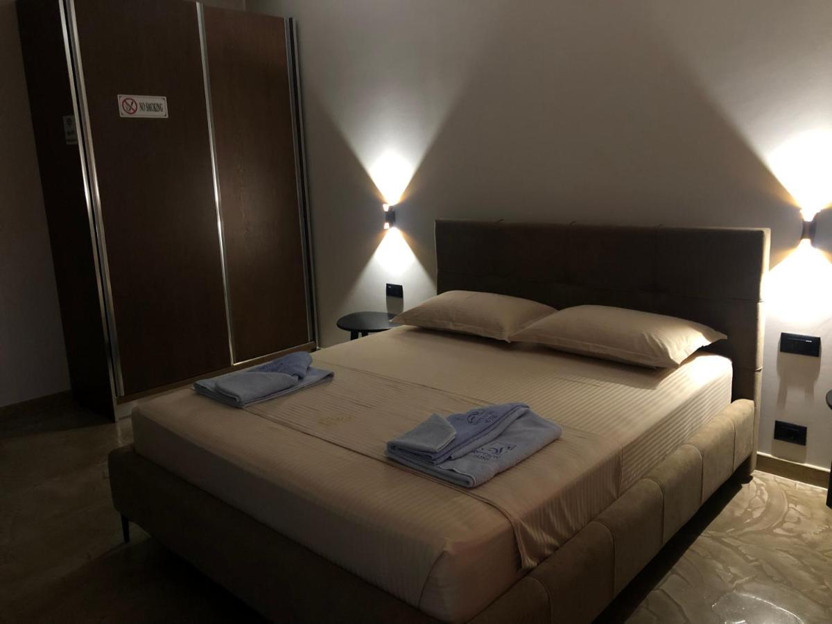Ritson Hotel Vlore Bagian luar foto