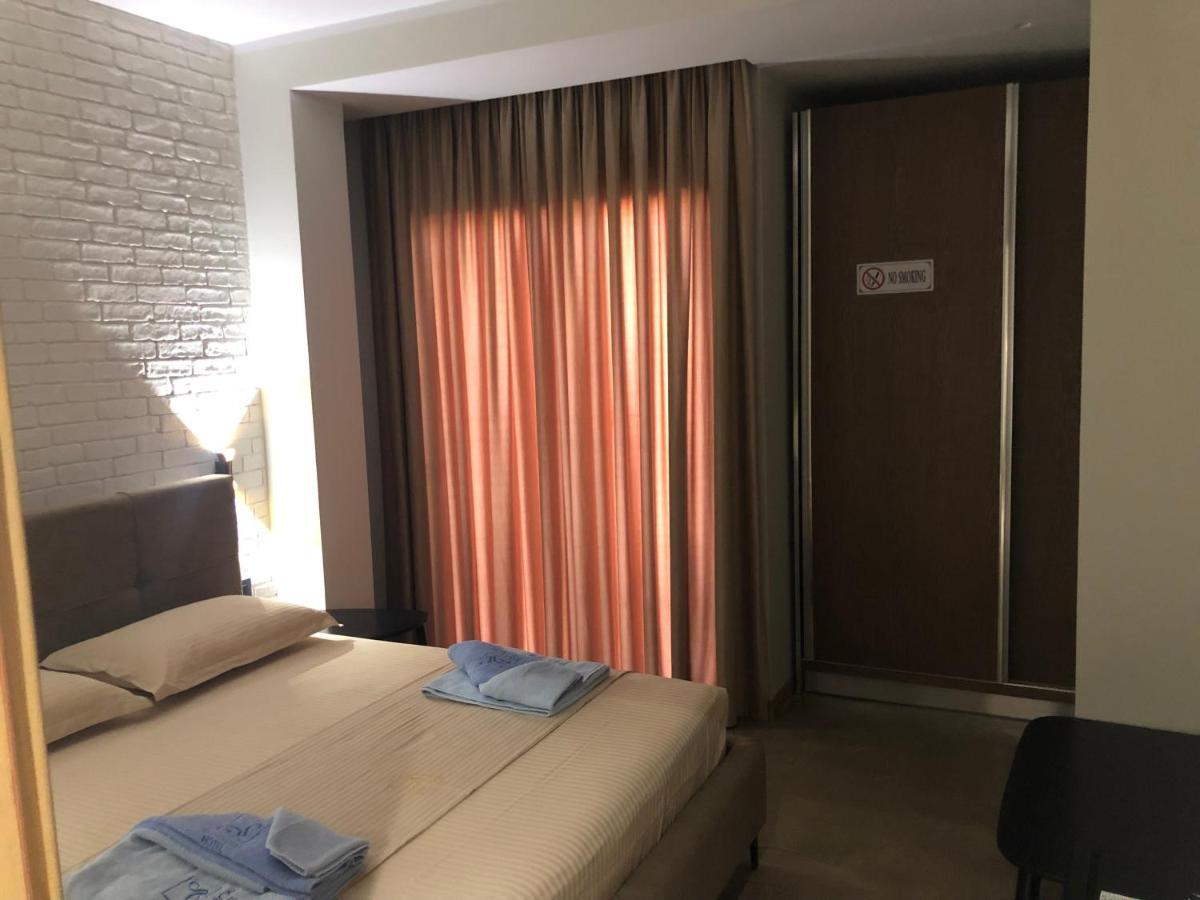 Ritson Hotel Vlore Bagian luar foto