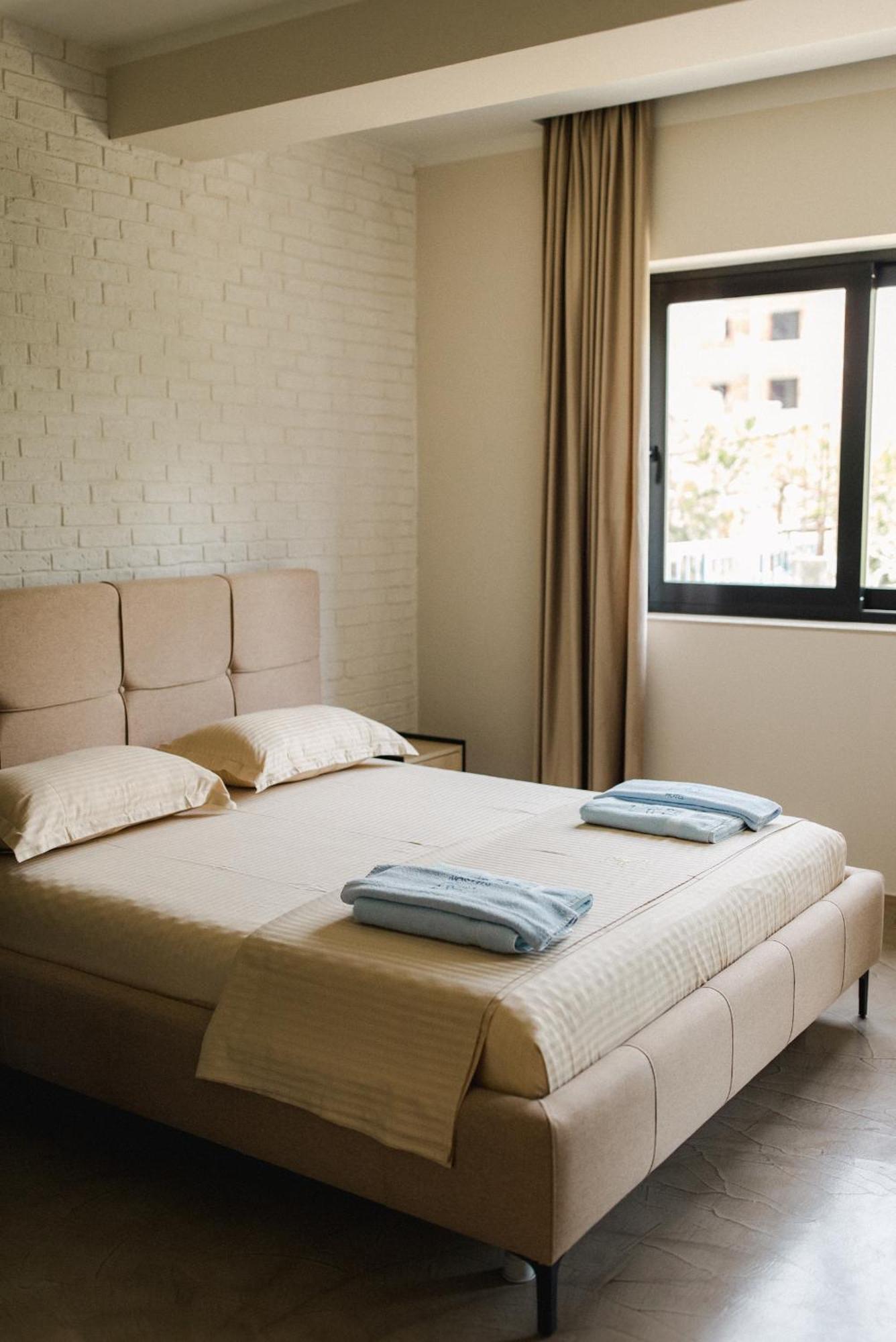Ritson Hotel Vlore Bagian luar foto